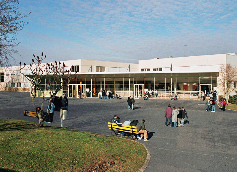 Collège 400, Ligueil - 2001
